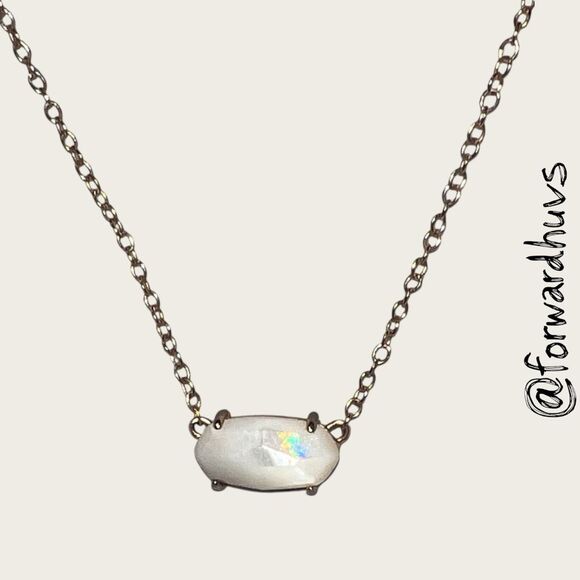 Kendra Scott Ever Necklace – Rose Gold - Believed to Be Mother-of-Pearl - Picture 2 of 11